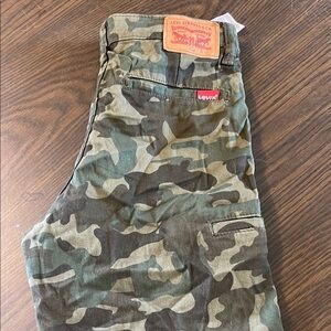 Levi's Green Camouflage Cargo Pants